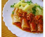 3. Domáce kapustové holúbky (plnený kapustný list bravćovým mäsom) , chlieb     (350)g - 1,3,7
